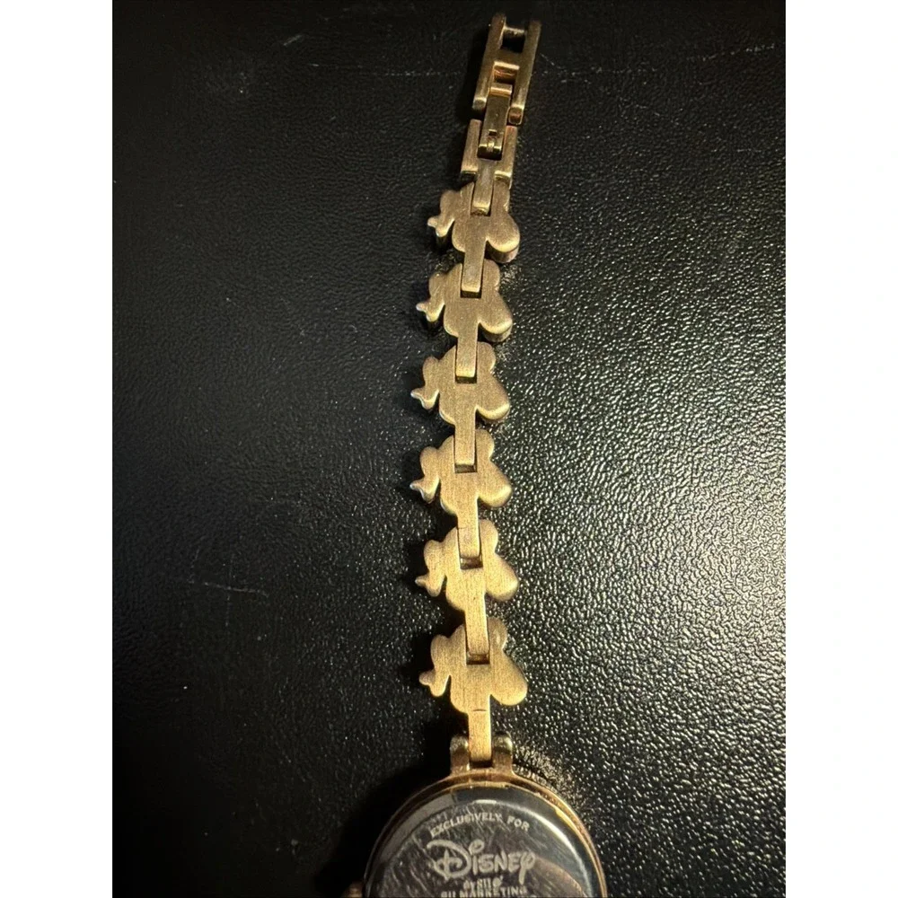 Disney Winnie The Pooh Honey Bee Links Gold Watch Adjustable 7